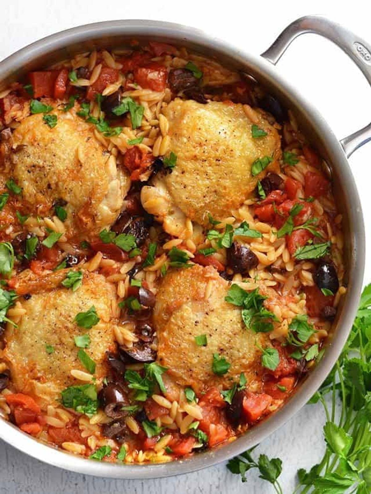 something chicken and hallouymi