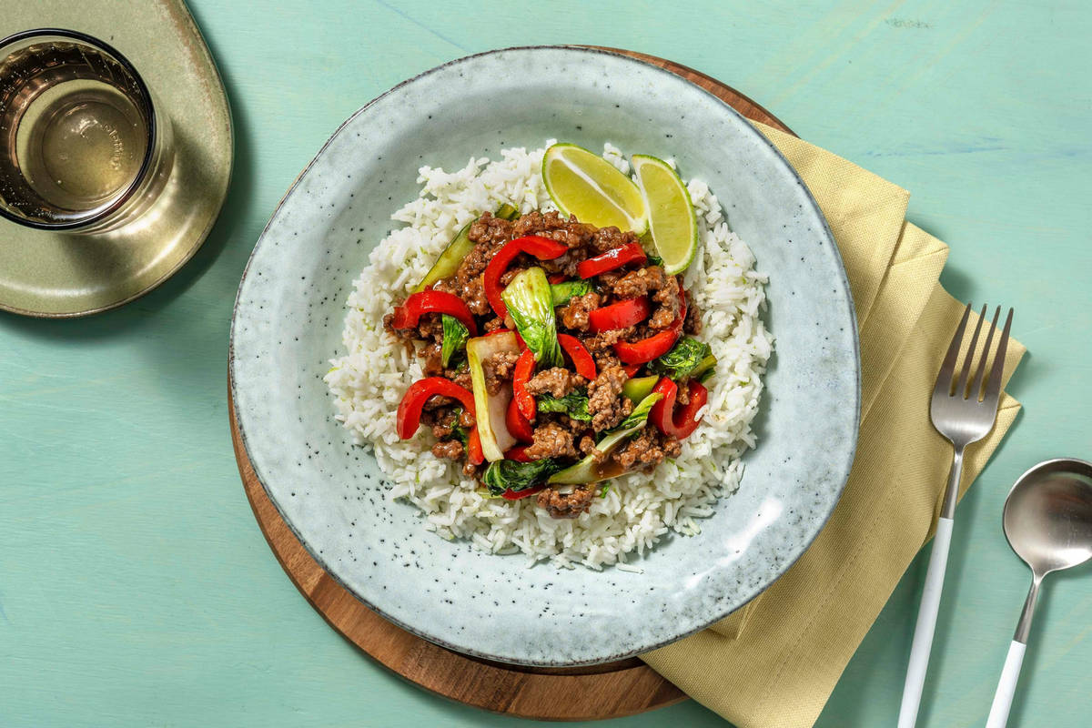 Asiatisches Rindshackfleisch mit Pak Choi