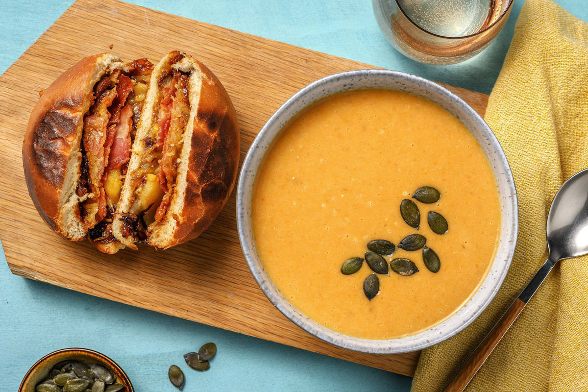 Sandwichs au fromage fondu, au bacon et aux pommes