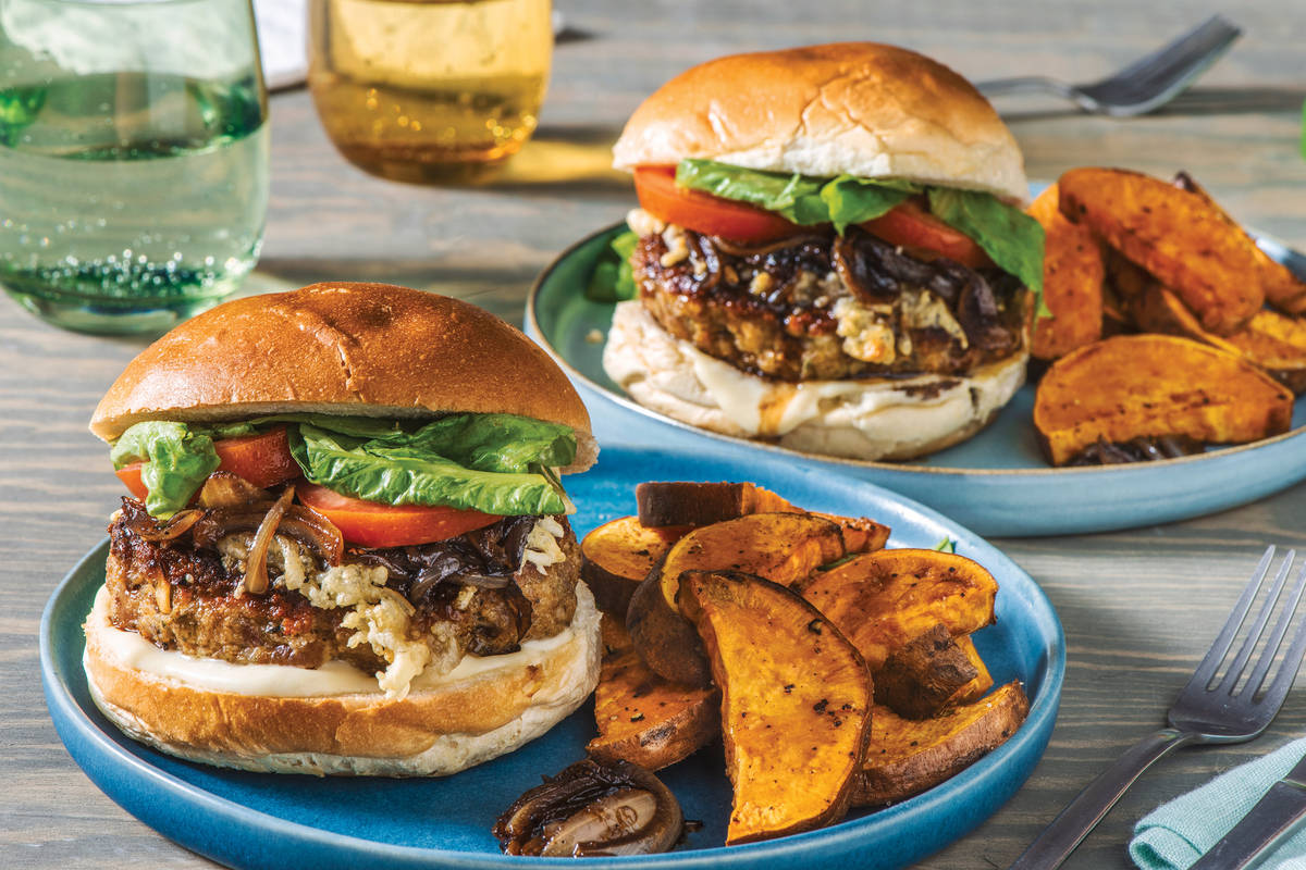 Cheesy Beef Burger & Caramelised Onion