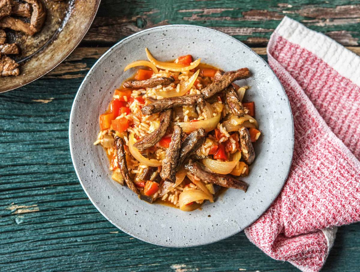 Biefstukpuntjes met aubergine en zilvervliesrijst