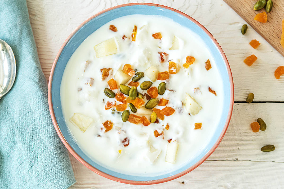 Bulgaarse yoghurt met peer en pistachenoten