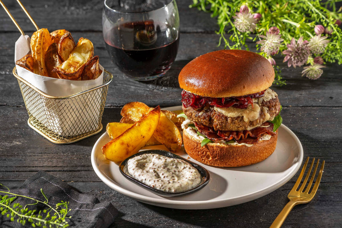 Burgers au fromage, bison et bacon