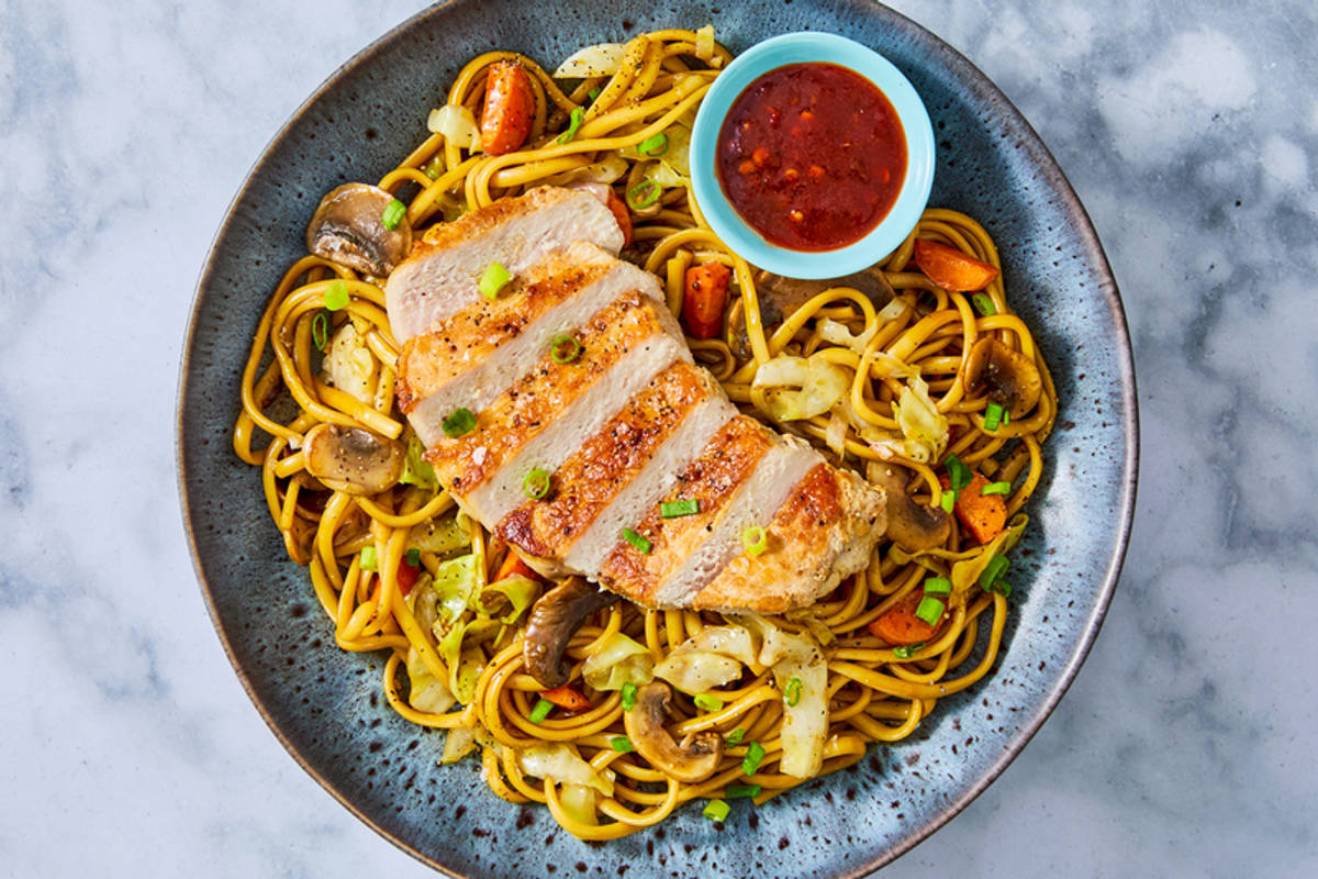 Yakisoba-Inspired Pork Chops