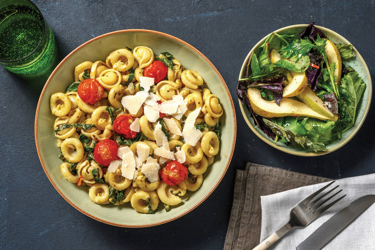 Quick Tomato, Kale & Pesto Orecchiette