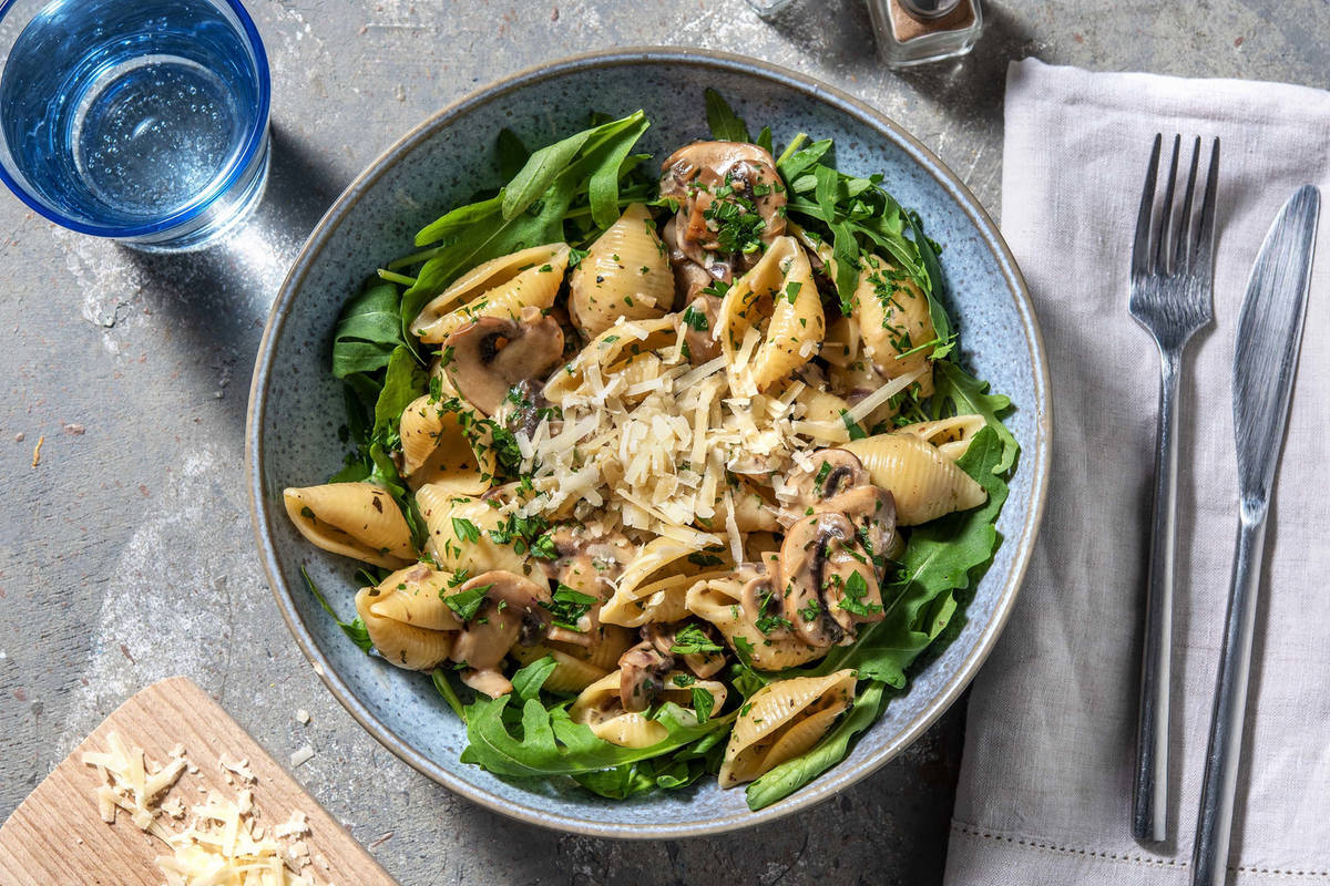 Conchiglie met champignonsaus