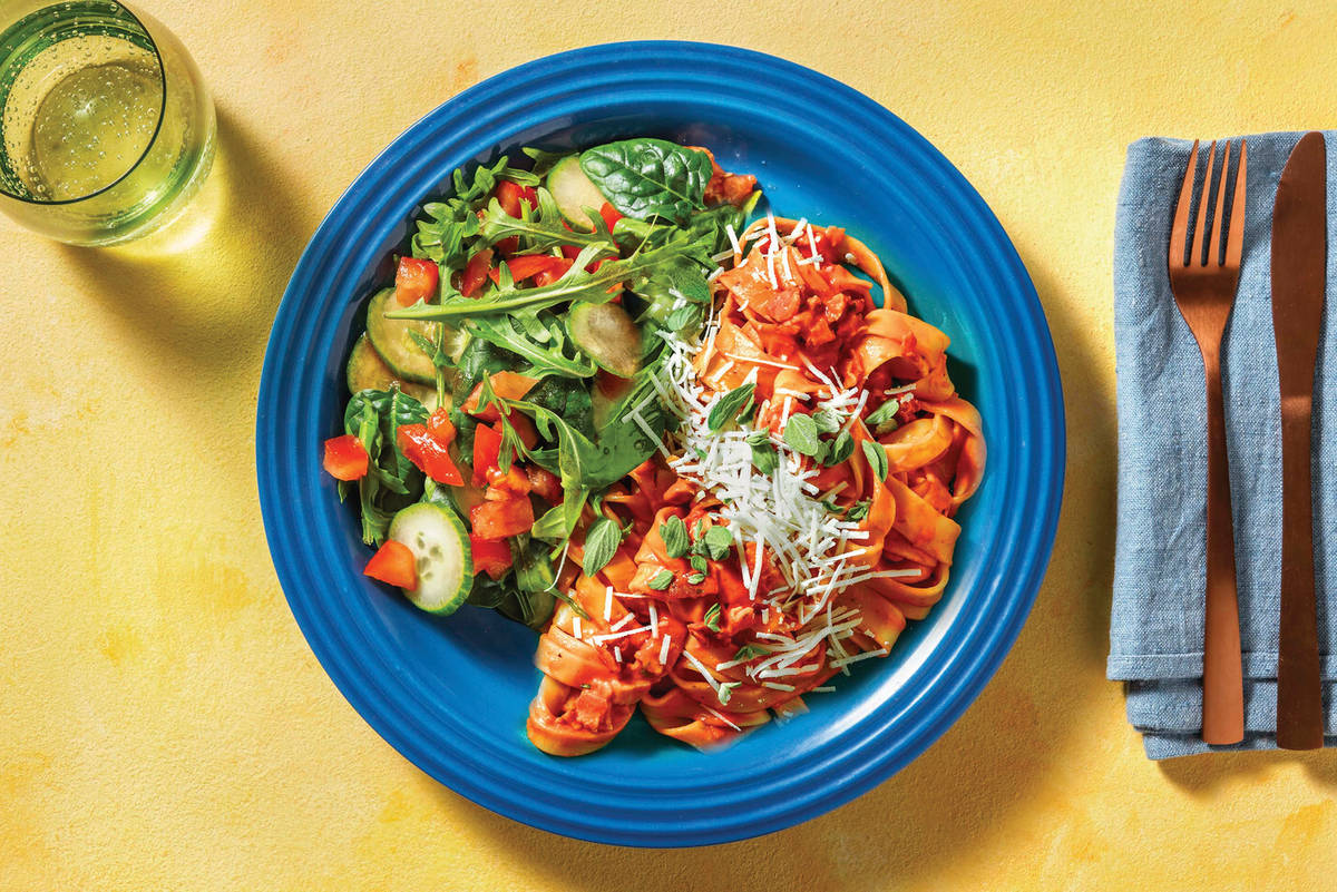 Bacon & Tomato Fresh Fettuccine with Apple Salad
