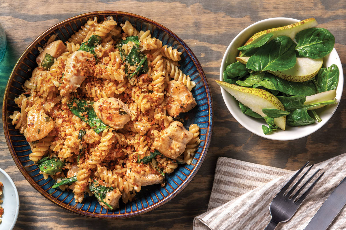 Creamy Chicken & Spinach Fusilli