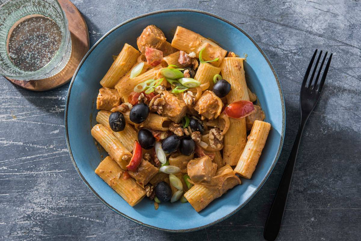 Creamy Harissa Sausage Pasta