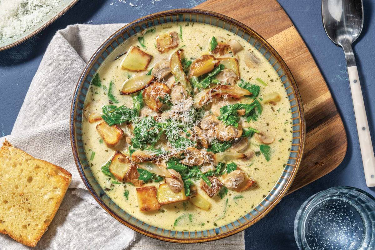 Creamy Chicken & Mushroom Spinach Soup