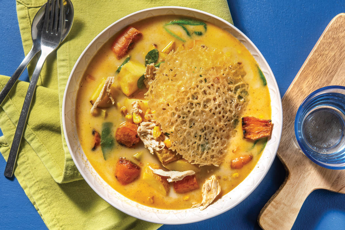 Creamy Pulled Chicken & Corn Soup