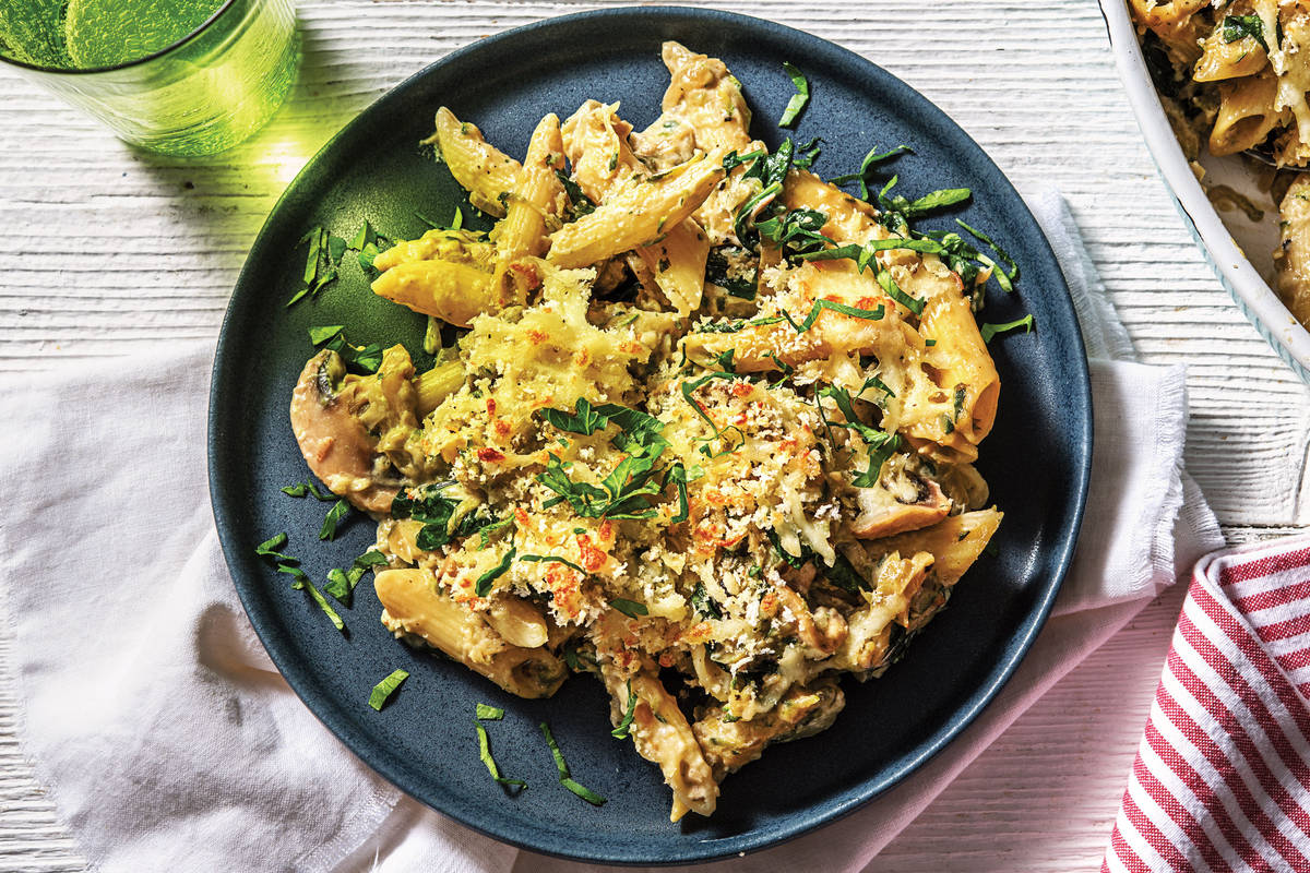 Creamy Spinach & Mushroom Pasta Bake