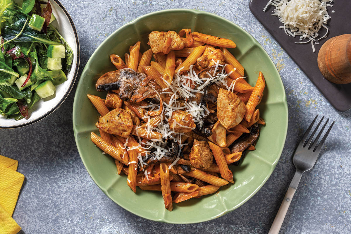 Quick Creamy Tomato, Chicken & Mushroom Penne