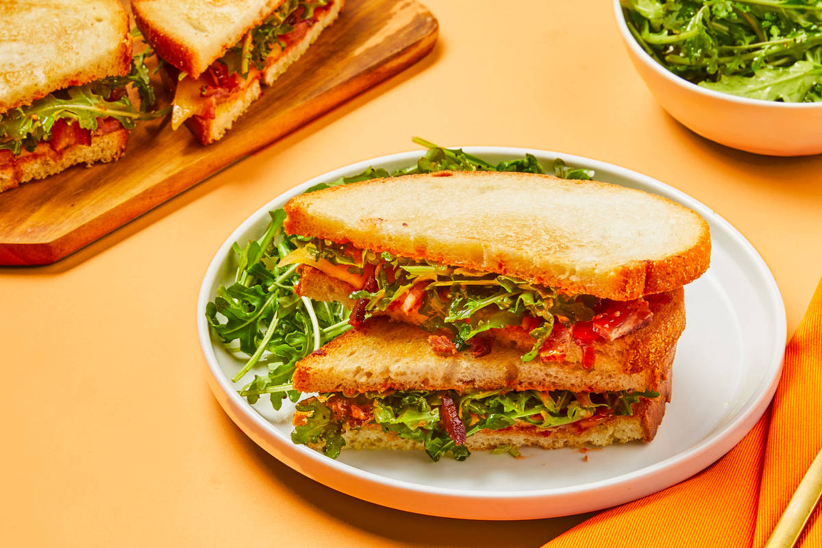 Crispy Bacon & Gouda Melts