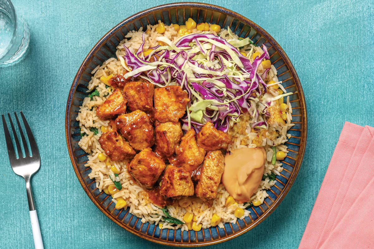 Quick Chicken & Garlic-Corn Rice Bowl