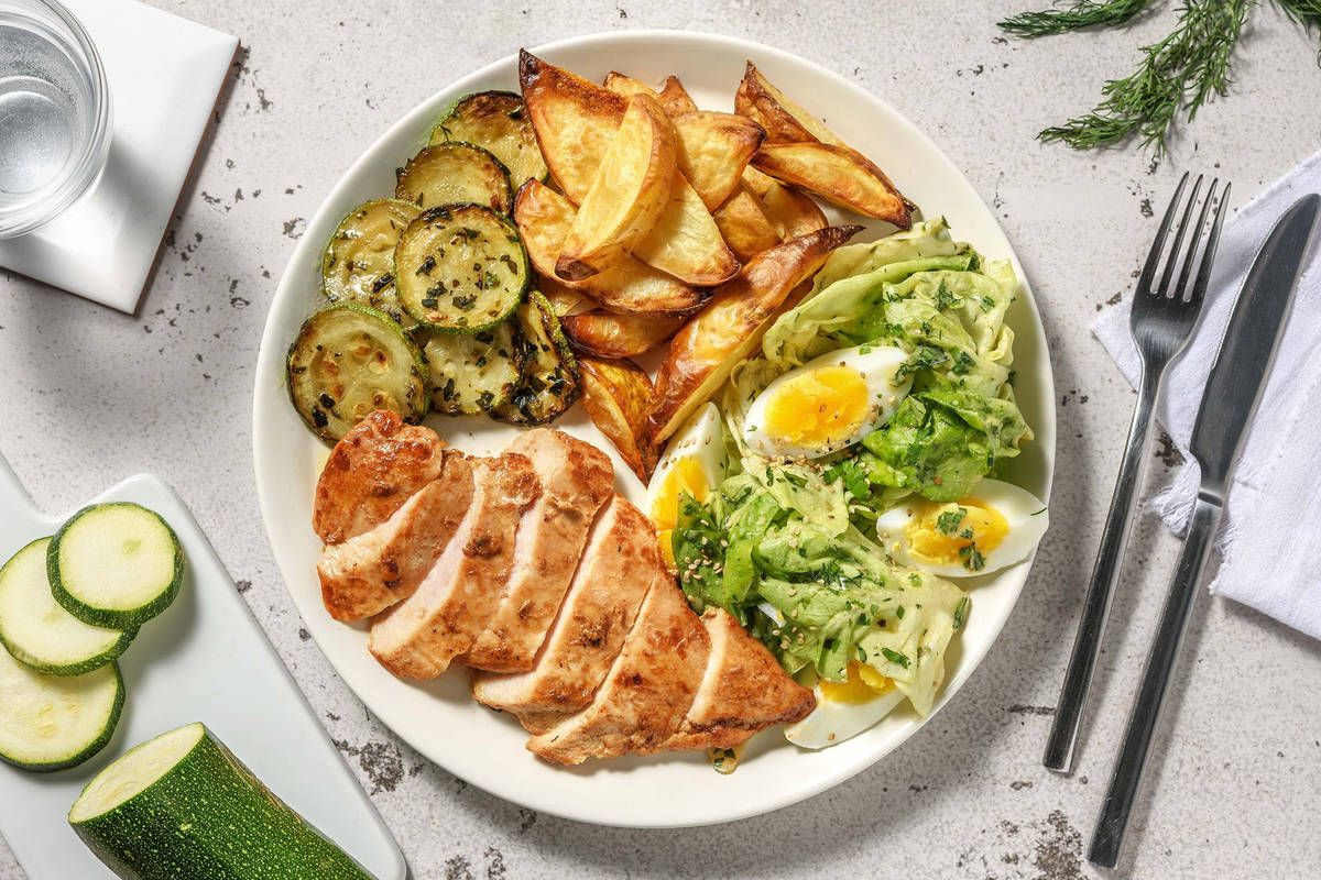 Kipfilet met tuinkruiden en aardappelpartjes 