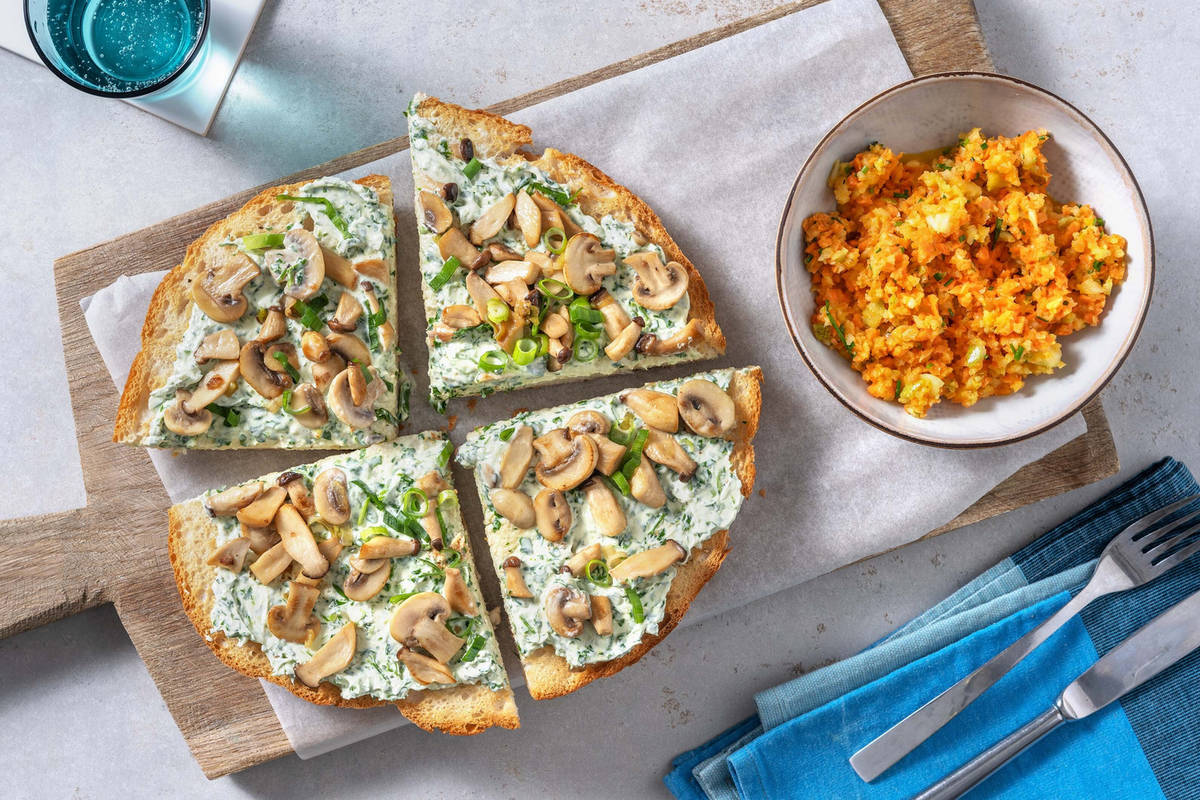 Fladenbrot-Pizza Bianca mit Kräuterseitlingen