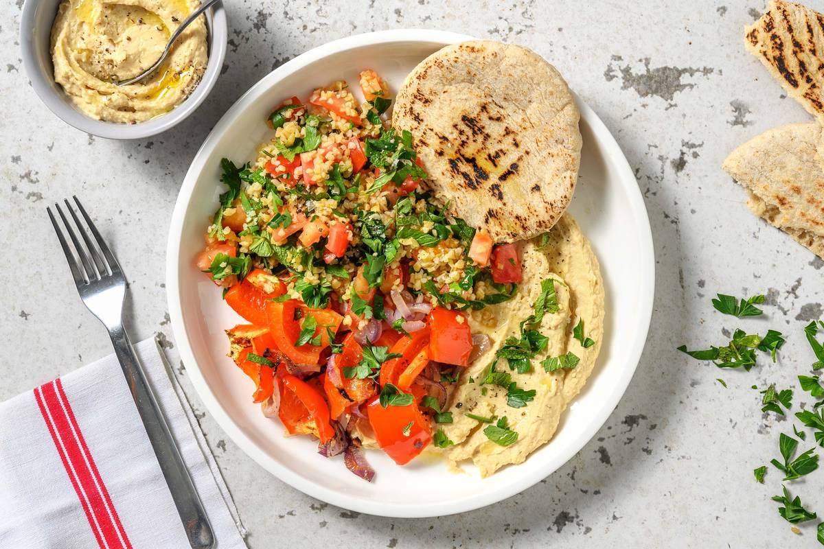 Geroosterde groenten met zelfgemaakte hummus