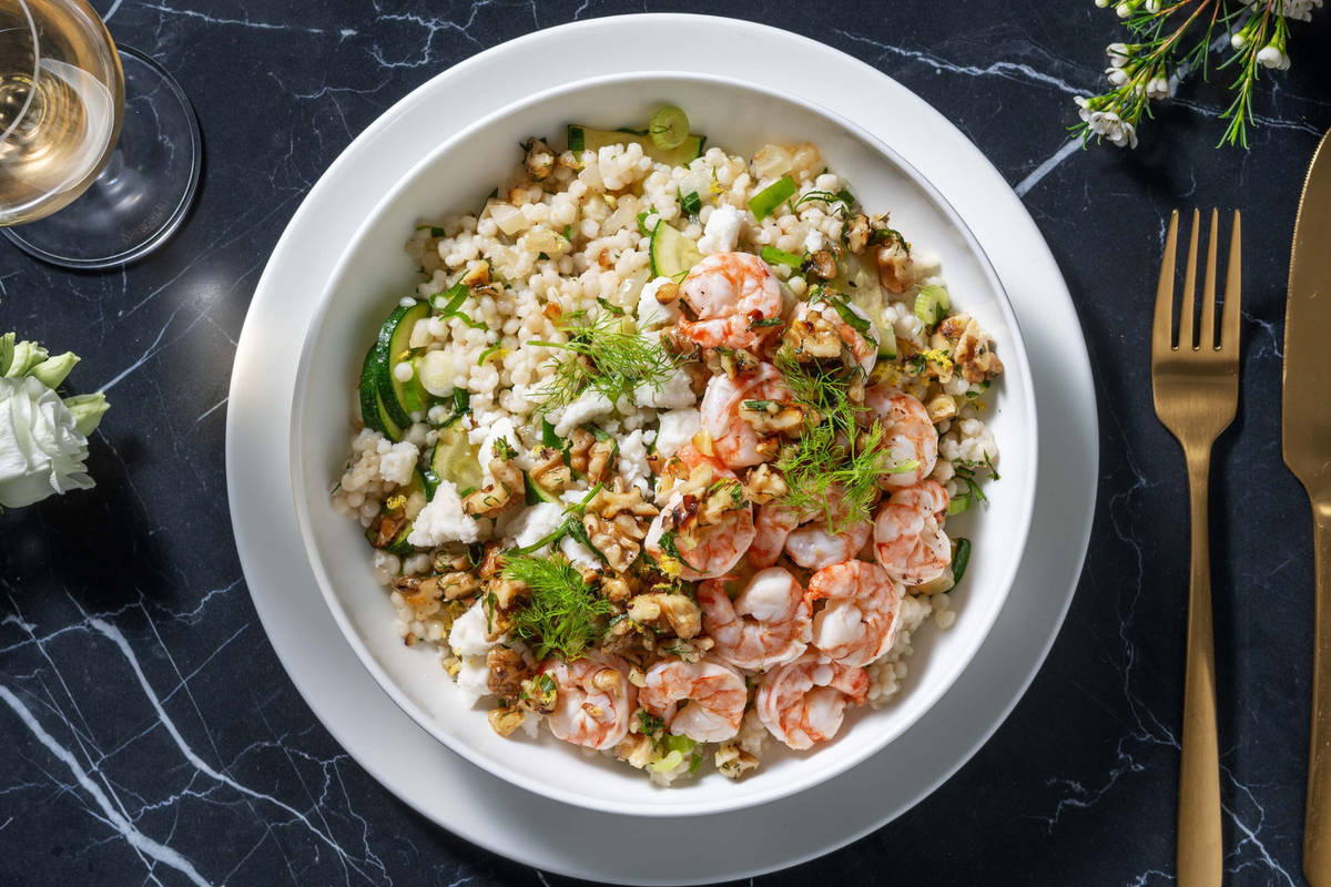 Grosses crevettes marinées au citron et à l'ail