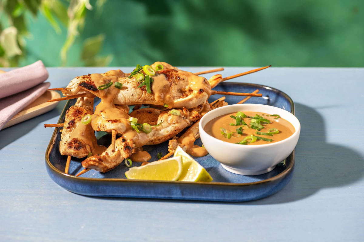 Hähnchen-Satay-Spieße mit Erdnussdip