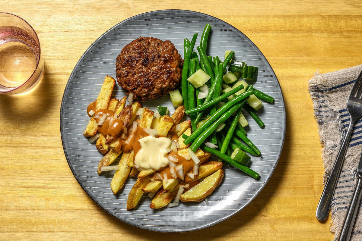 Hamburger-frites et haricots verts