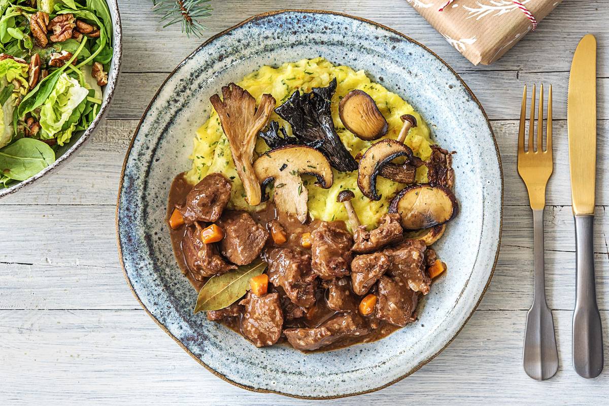 Hertenpeper met aardappelpuree