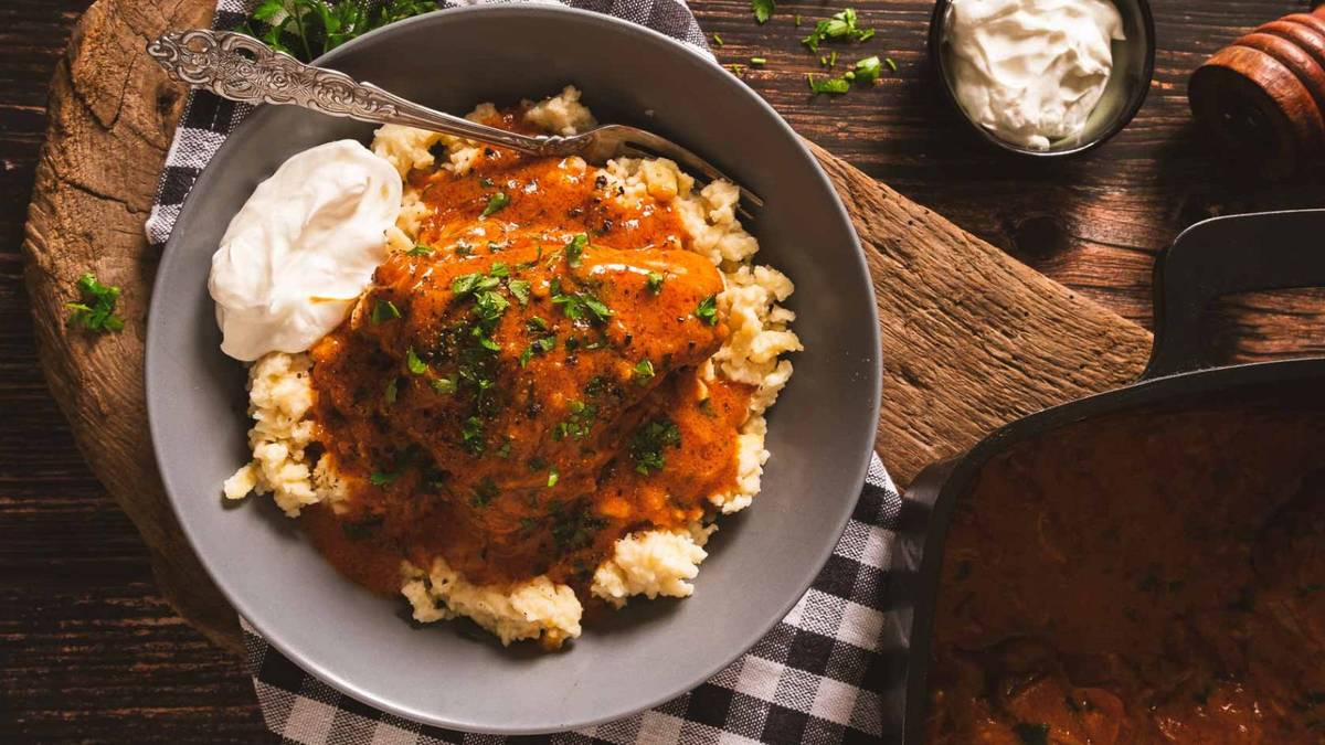 SuperQuick Ground Chicken Paprikash