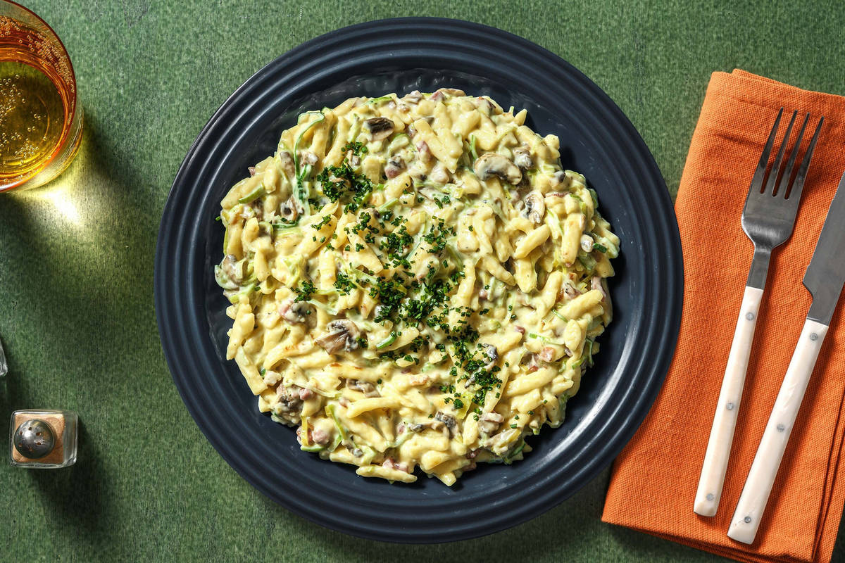 Käsespätzlipfanne mit Speck