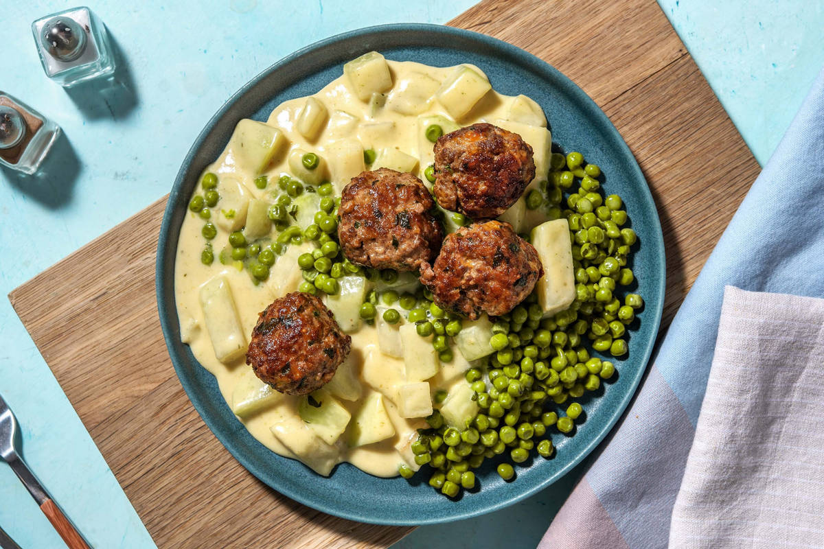 Käsige Hackbällchen mit Rahmkohlrabi
