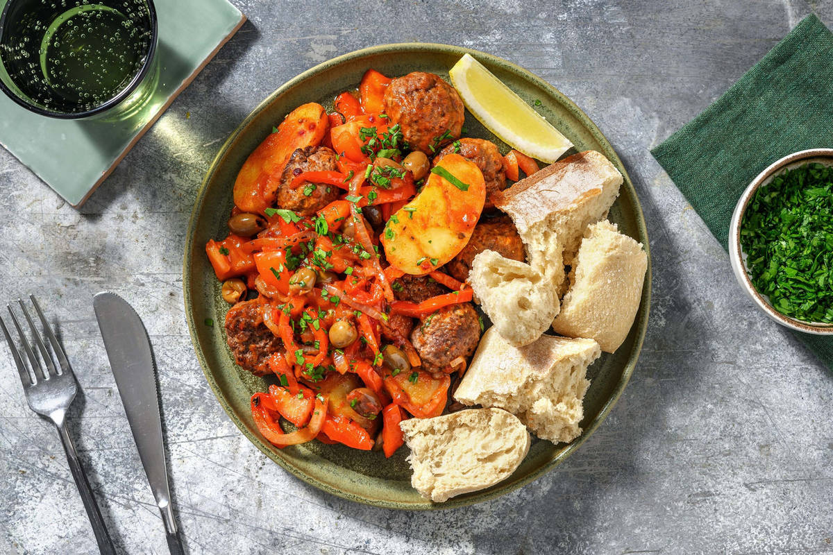 Köfte in kruidige tomatensaus