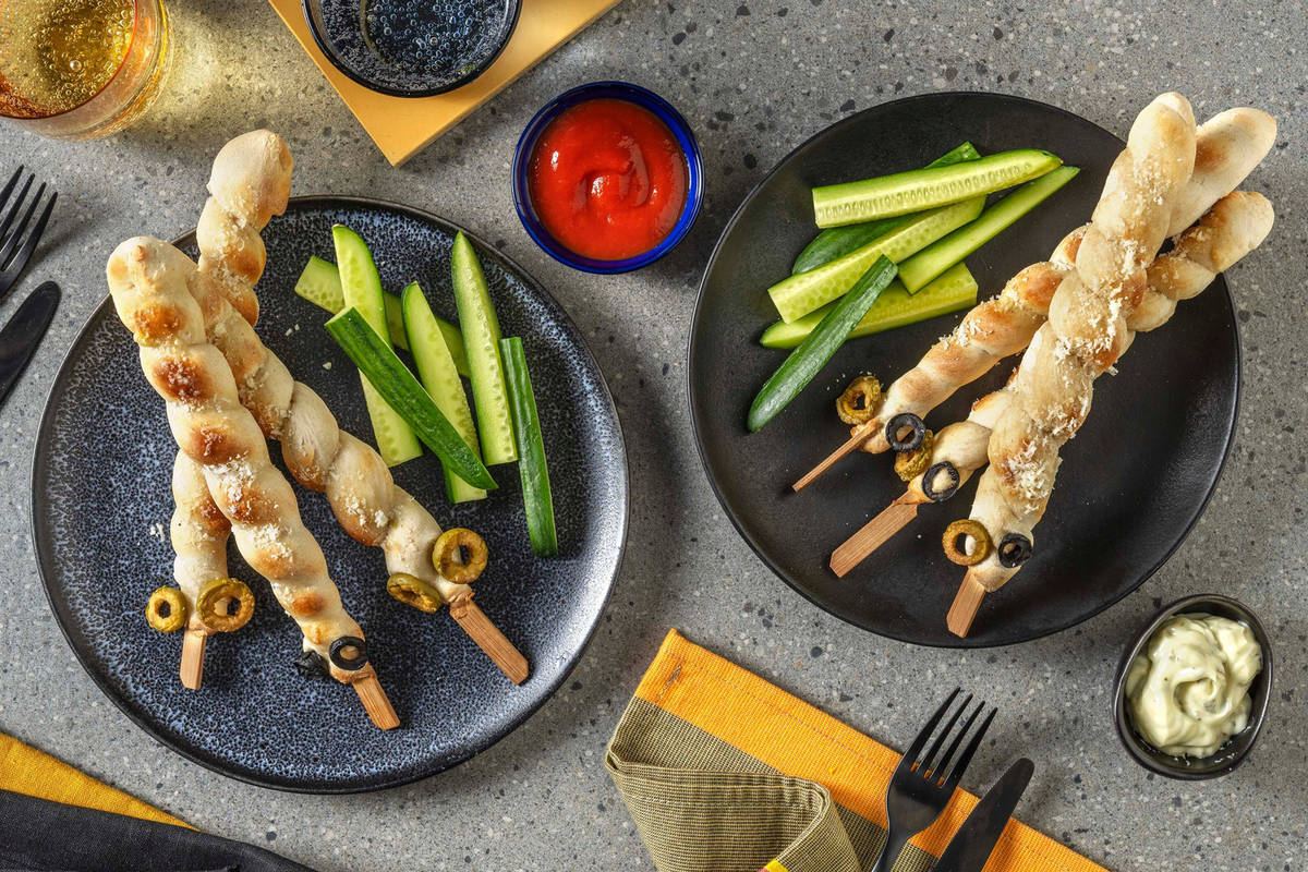 Kids' Garlic-Butter Earthworms