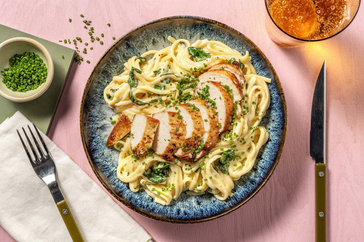 Linguines au poulet et à la sauce crémeuse au raifort