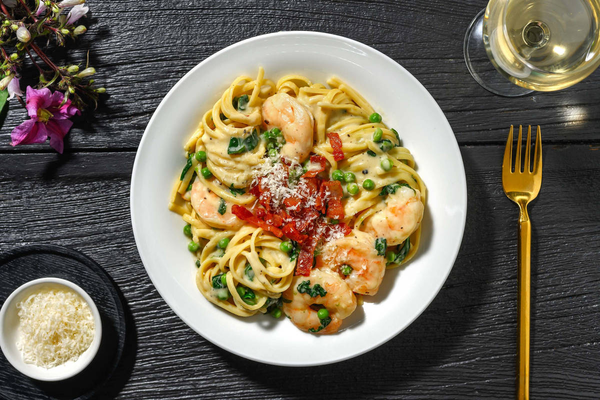 Creamy Alfredo-Style Shrimp Linguine