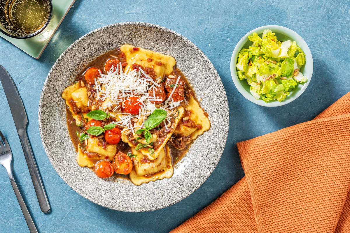 Maxi-Ravioli in Balsamico-Butter-Sauce