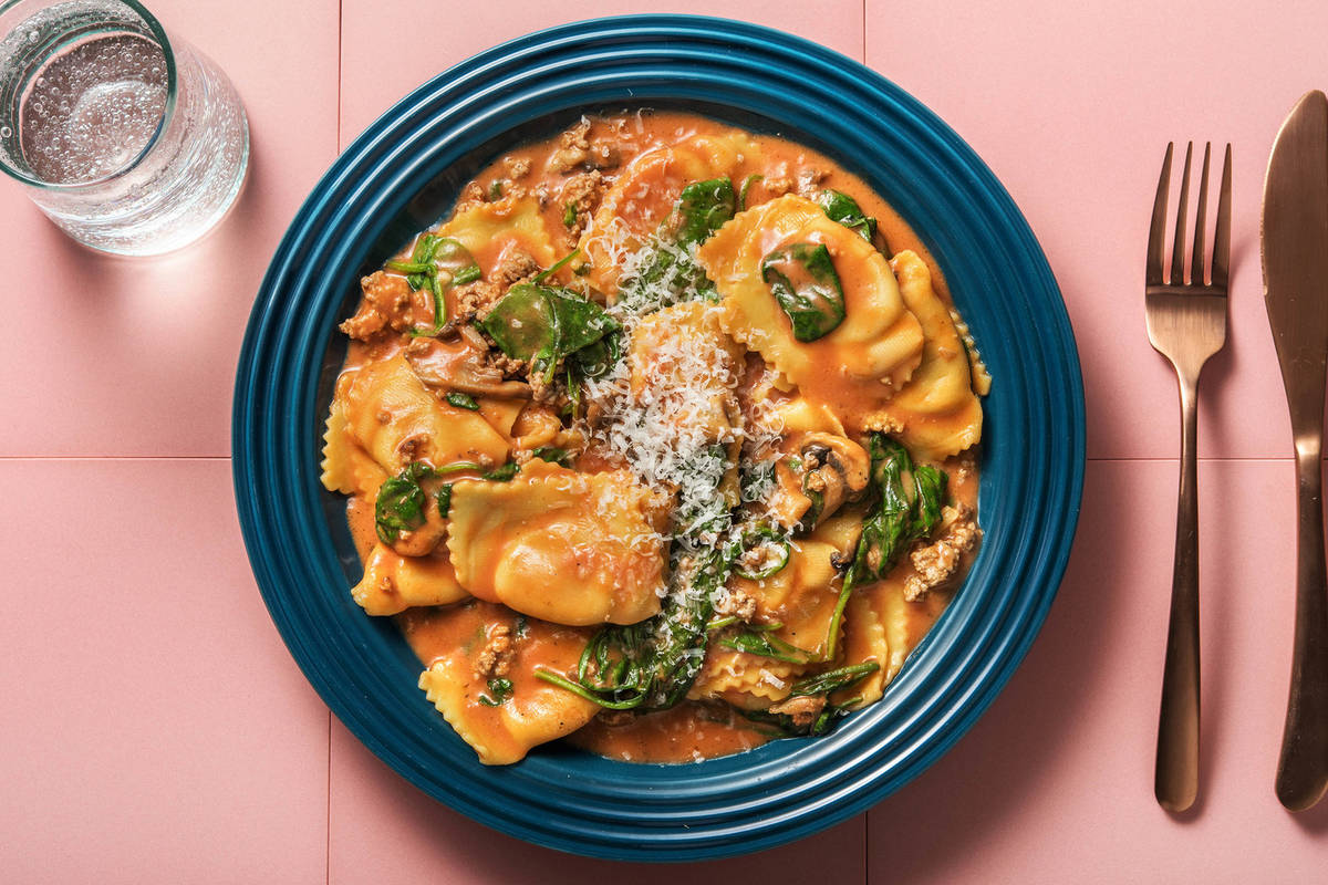 Maxi-Tortelli mit Spinat-Ricotta-Füllung