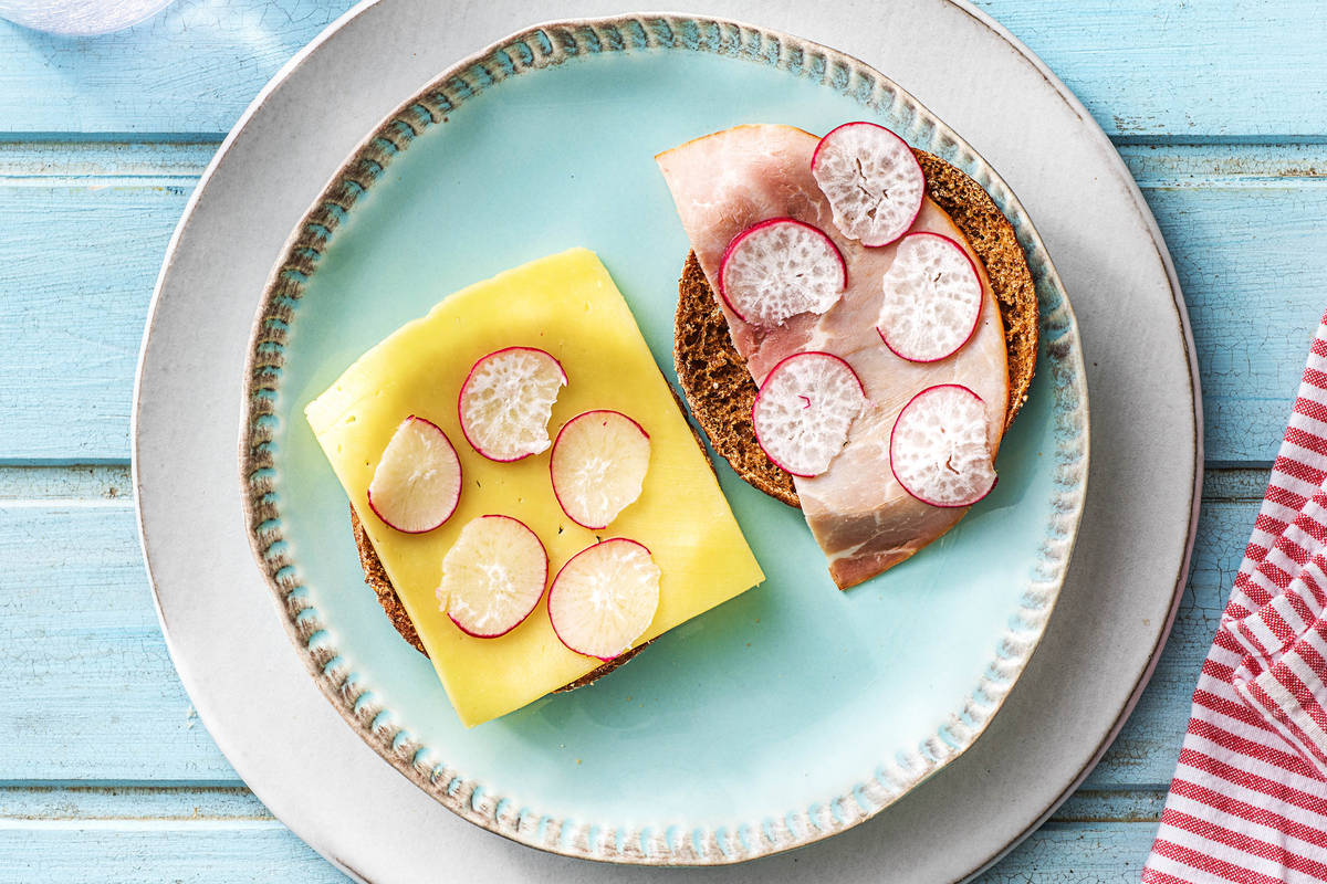 Meergranenbeschuit met kaas