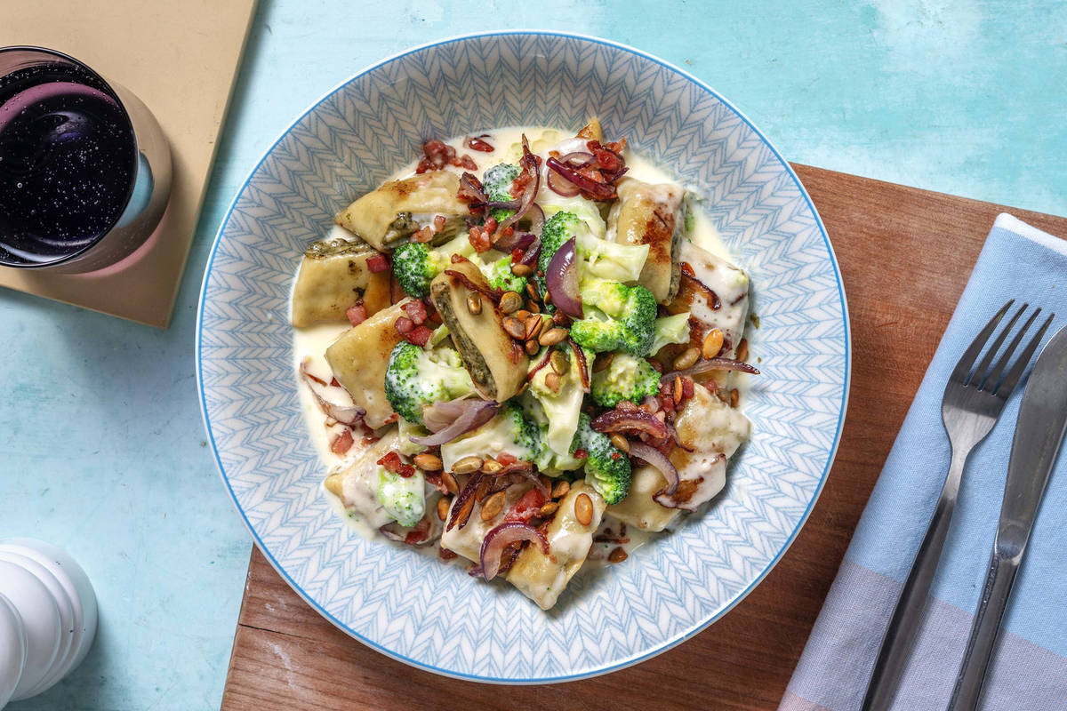 Mini-Maultaschen in Käse-Rahm-Sauce
