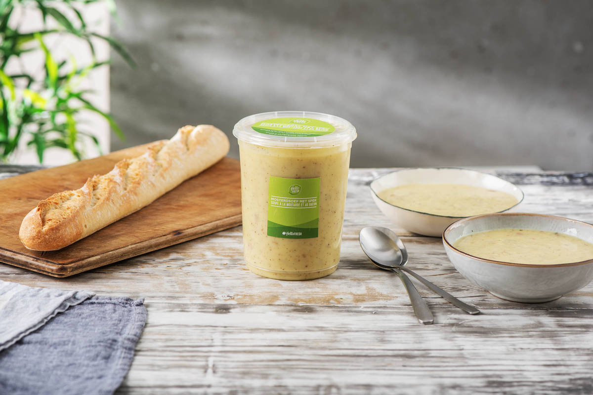 Verse mosterdsoep met spek en biologische demi-baguette