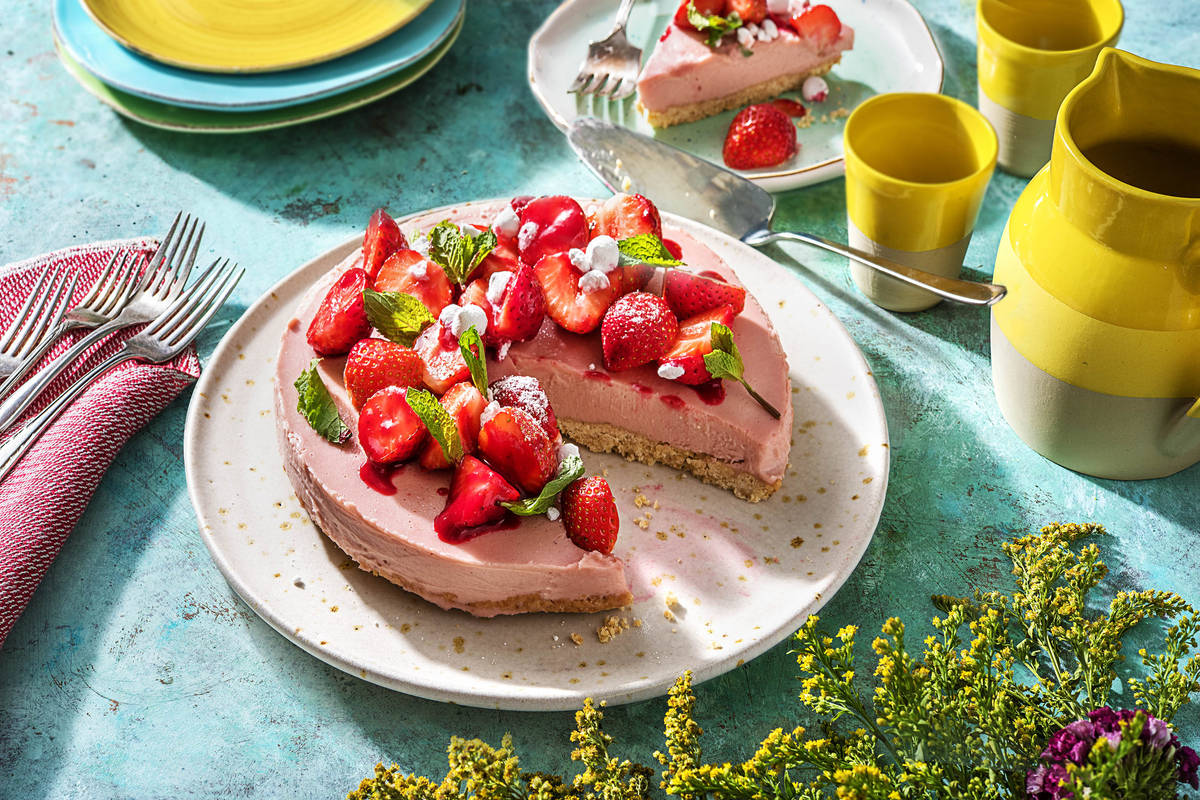 Himbeer-Eiscrème-Torte