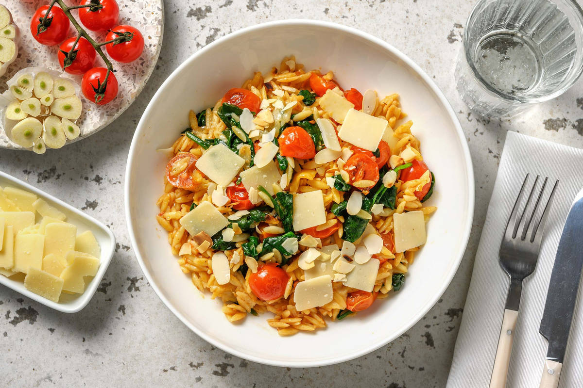 Orzo aux épinards et tomates cerises