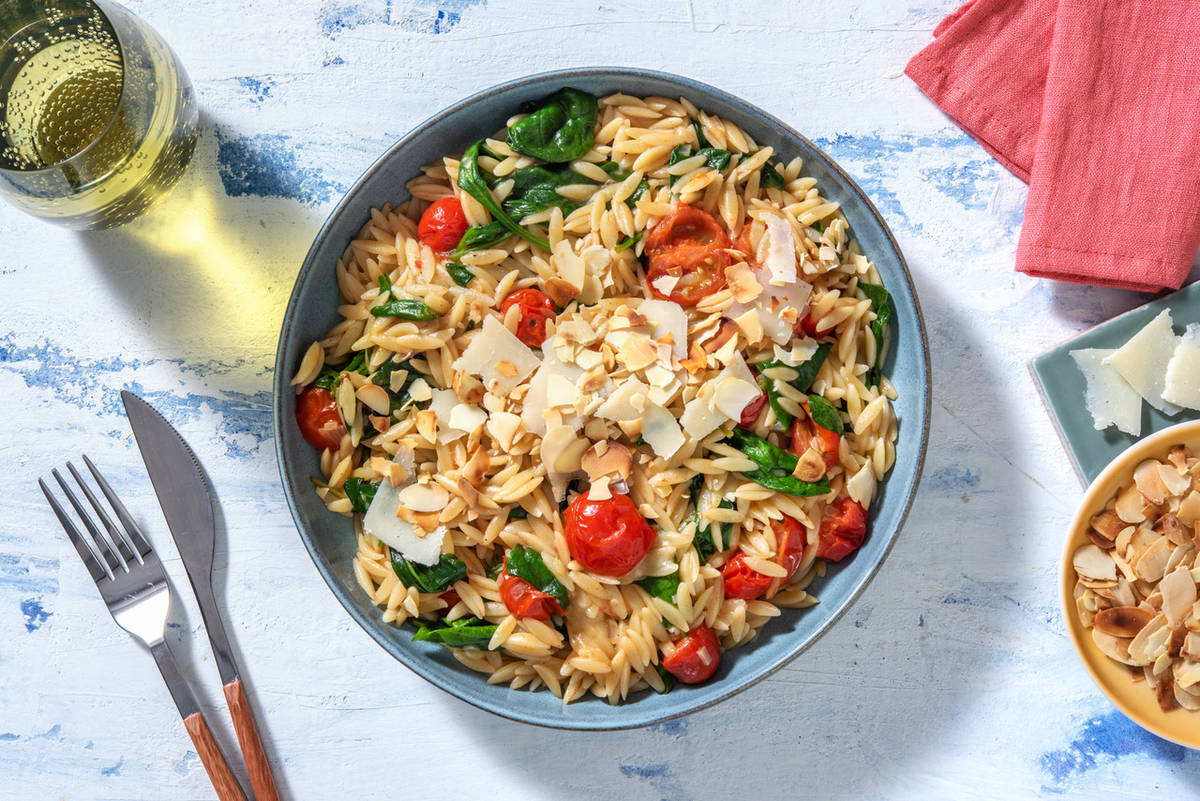 Orzo aux épinards et tomates cerises