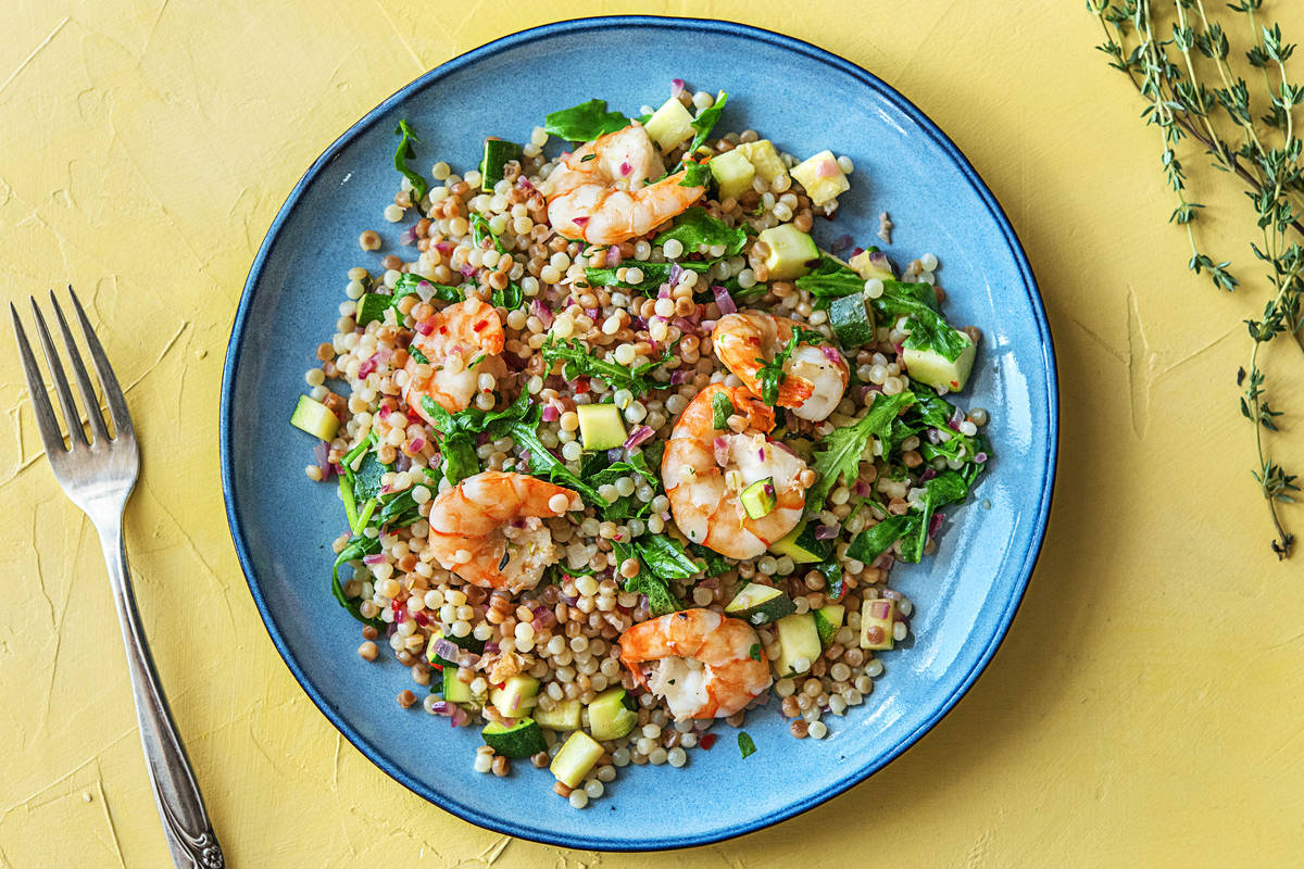 Parelcouscous met grote garnalen en courgette