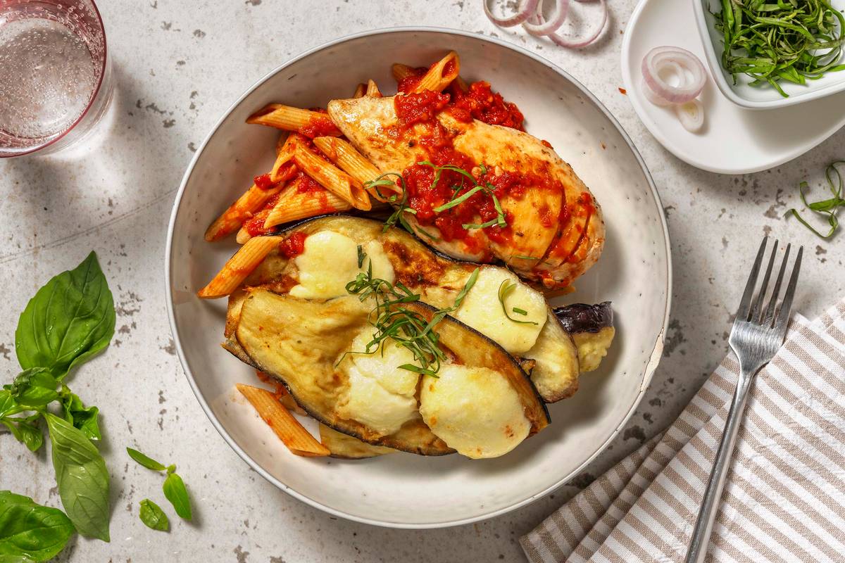 Gratin de pâtes au poulet et aubergine grillée