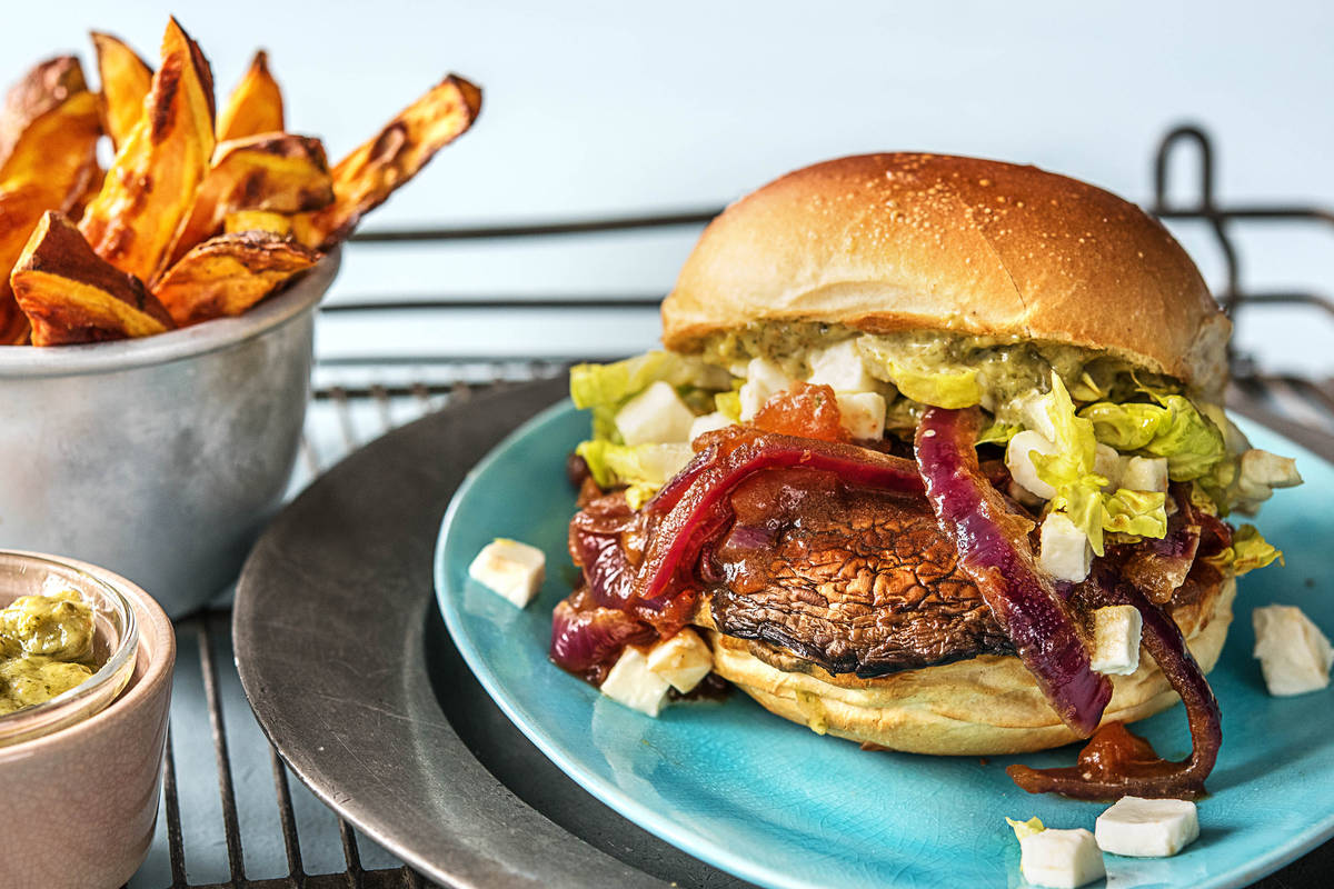 PLT (Portobello, Lettuce and Tomato)