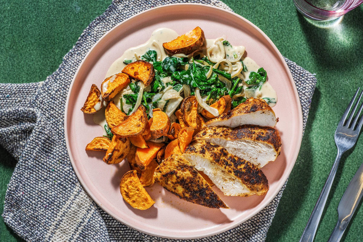 Poulet aux épices de Montréal et épinards à la crème