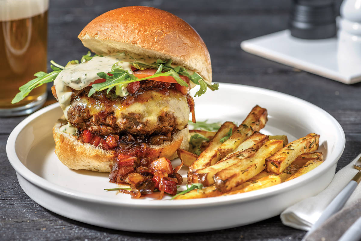 Smoked Cheddar Beef Burger & Bacon Jam
