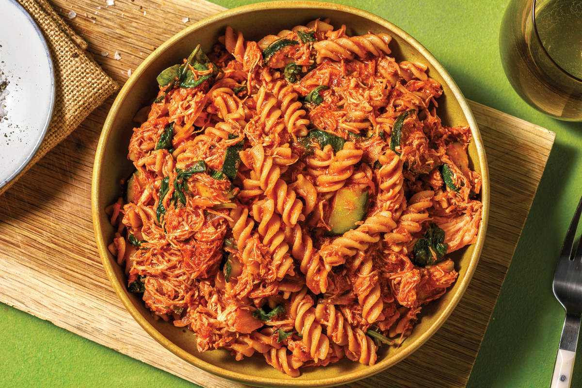Pulled Chicken & Pesto Wholemeal Fusilli