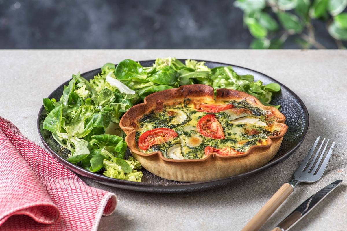 Quiche spinazie-mozzarella en frisse salade