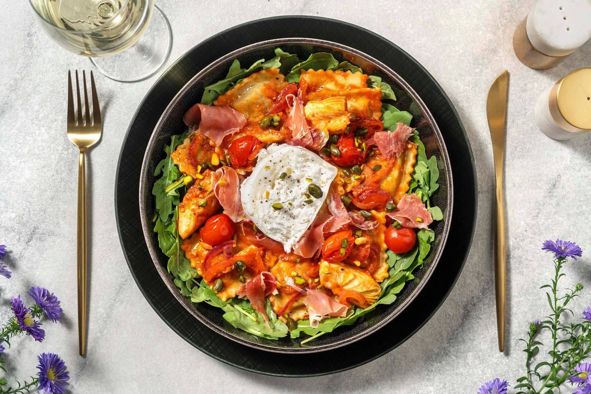 Ravioli frais en sauce tomate & burrata