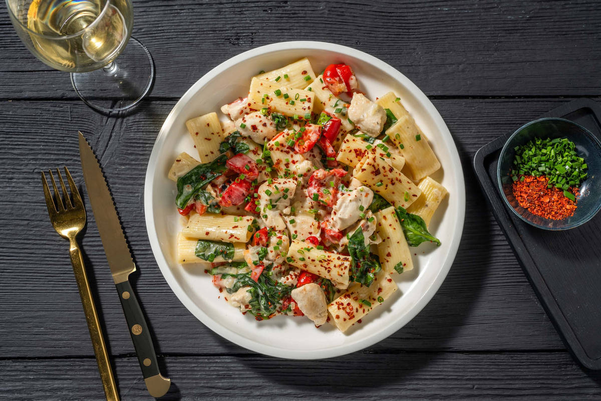Rigatonis frais au poulet crémeux